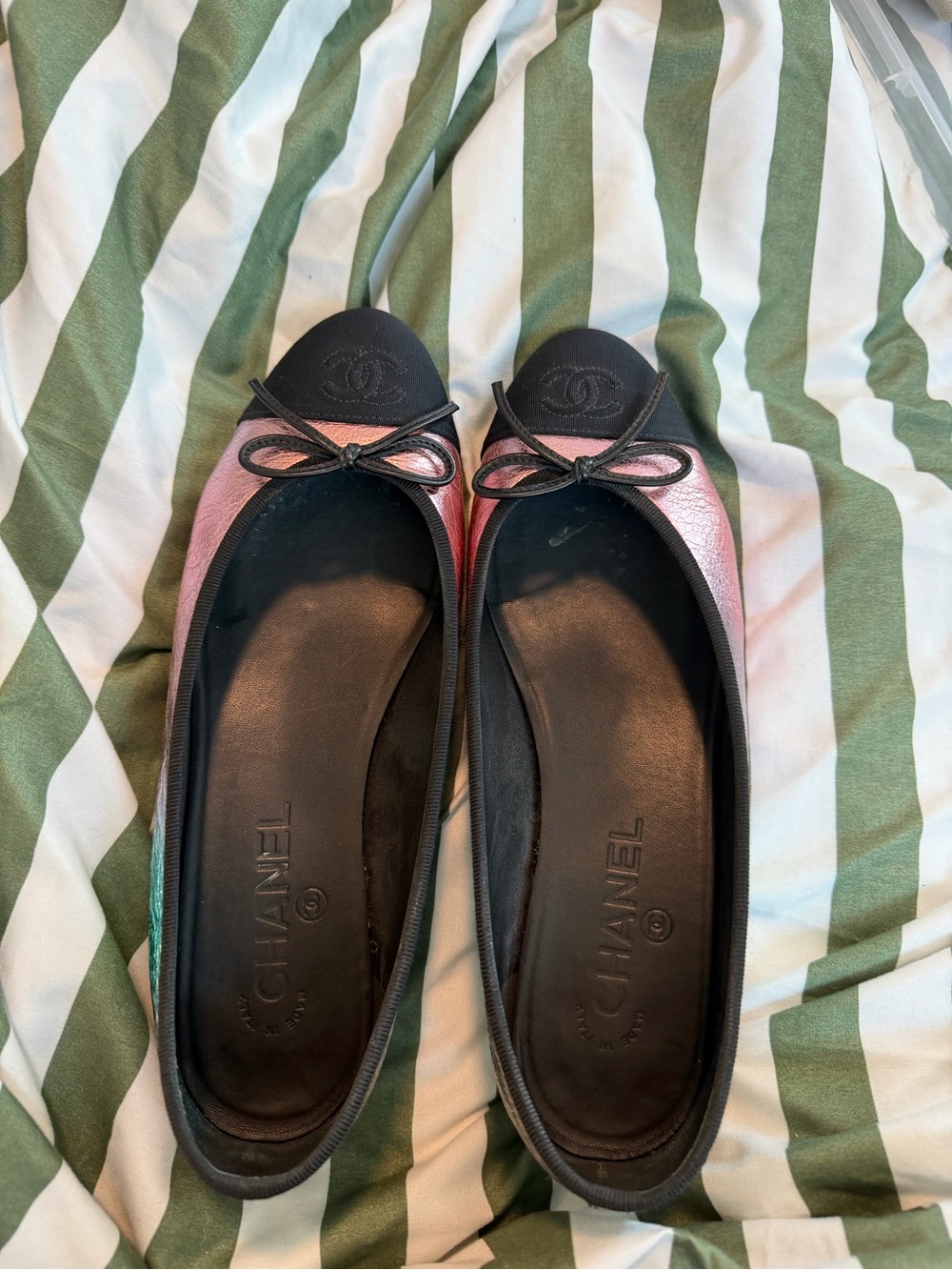 CHANEL Pink and Black Leather Cap-Toe Ballet Flats